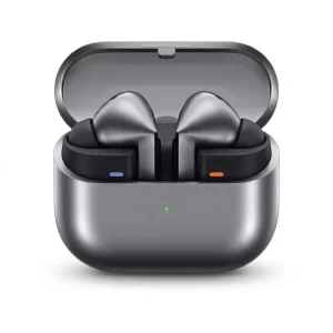 هدفون بلوتوثی سامسونگ مدل Galaxy Buds3 Pro دارای نویز کنسلینگ فعال (ANC)، درگاه شارژ USB Type-C، شارژ بی سیم، با قابلیت اتصال به چند دستگاه، پشتیبانی از فرمان لمسی، پشتیبانی از دستیار صوتی، مقاوم در برابر آب